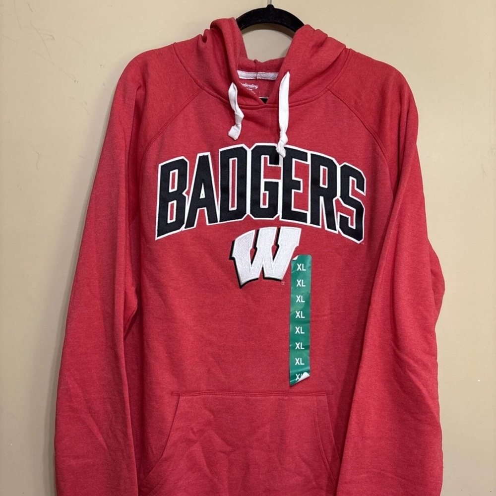 University of Wisconsin Badgers Hoodie Size XL